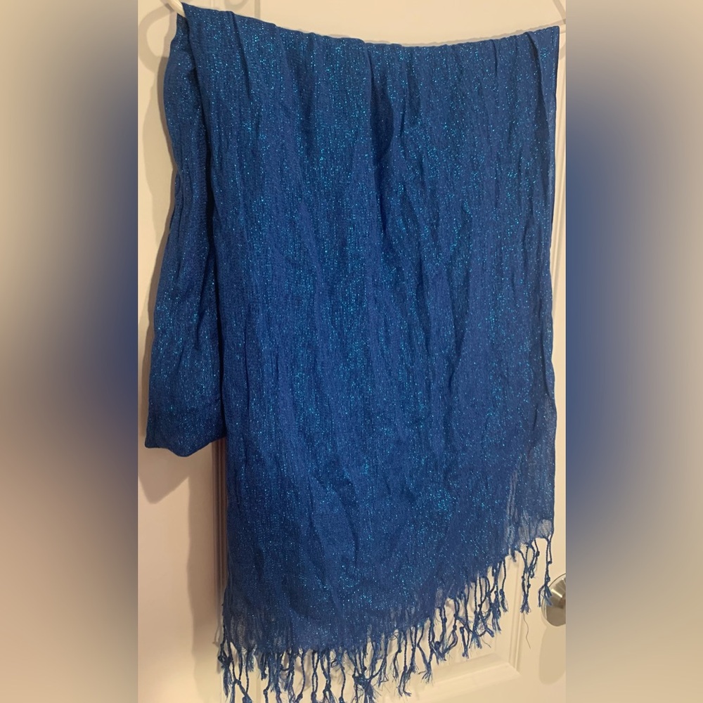 Blue shimmer glitter thread shawl